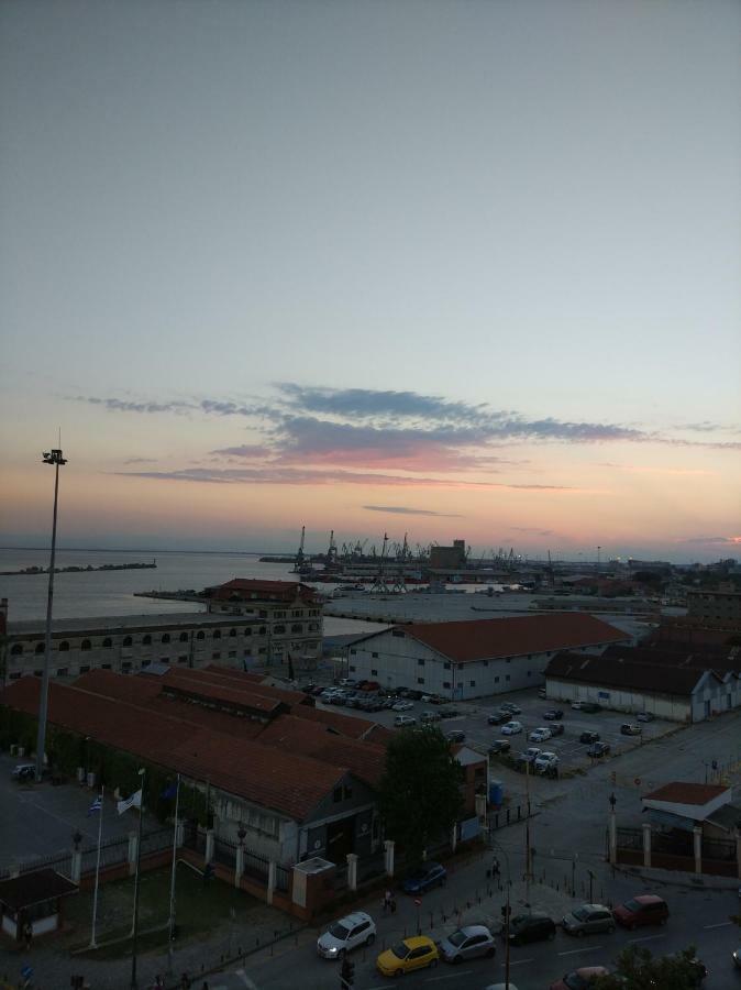 Iris Apartment Thessaloniki Exterior photo